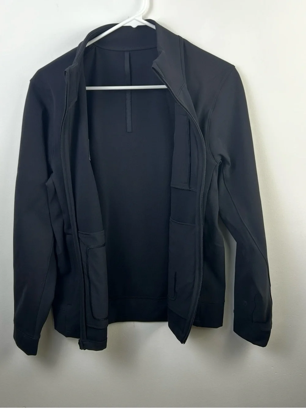 Lululemon Full Zip Men’s Black Performance Jacket - Medium